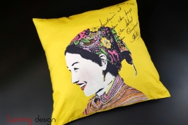 Cushion cover printed Vietnamese ethnic woman- Miss Hue